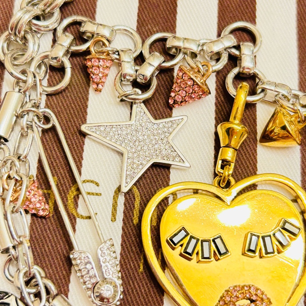 🔥NWOT🔥VERY RARE Henri Bendel Pretty Punk Statement Necklace - Picture 9 of 16